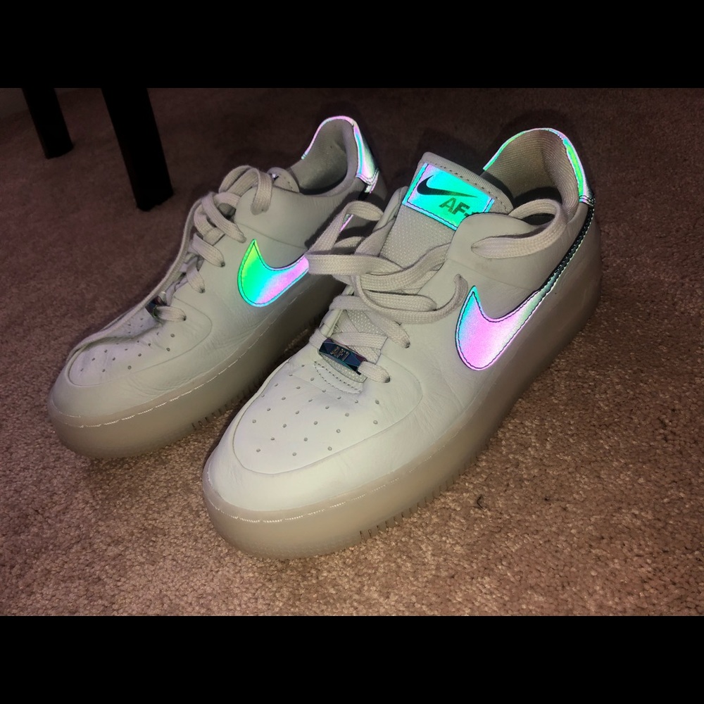 Nike Air Force 1 Sage Low CHROMATIC